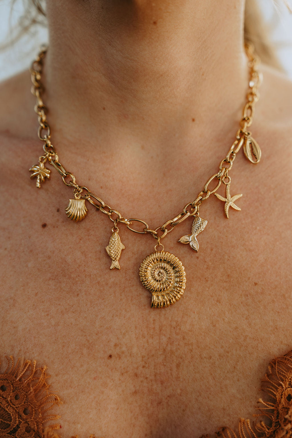 Clara necklace