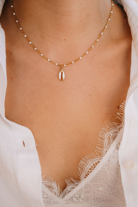 Maya necklace white